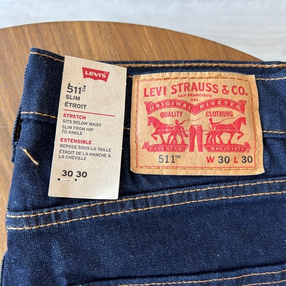 BNWT - Levi's 511 Slim Fit Men's Jeans - Dark Wash - Size 30x30 - Picture 2 of 4
